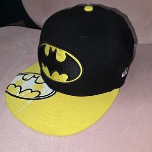 Batman Logo Snapback Hat - Black and Yellow